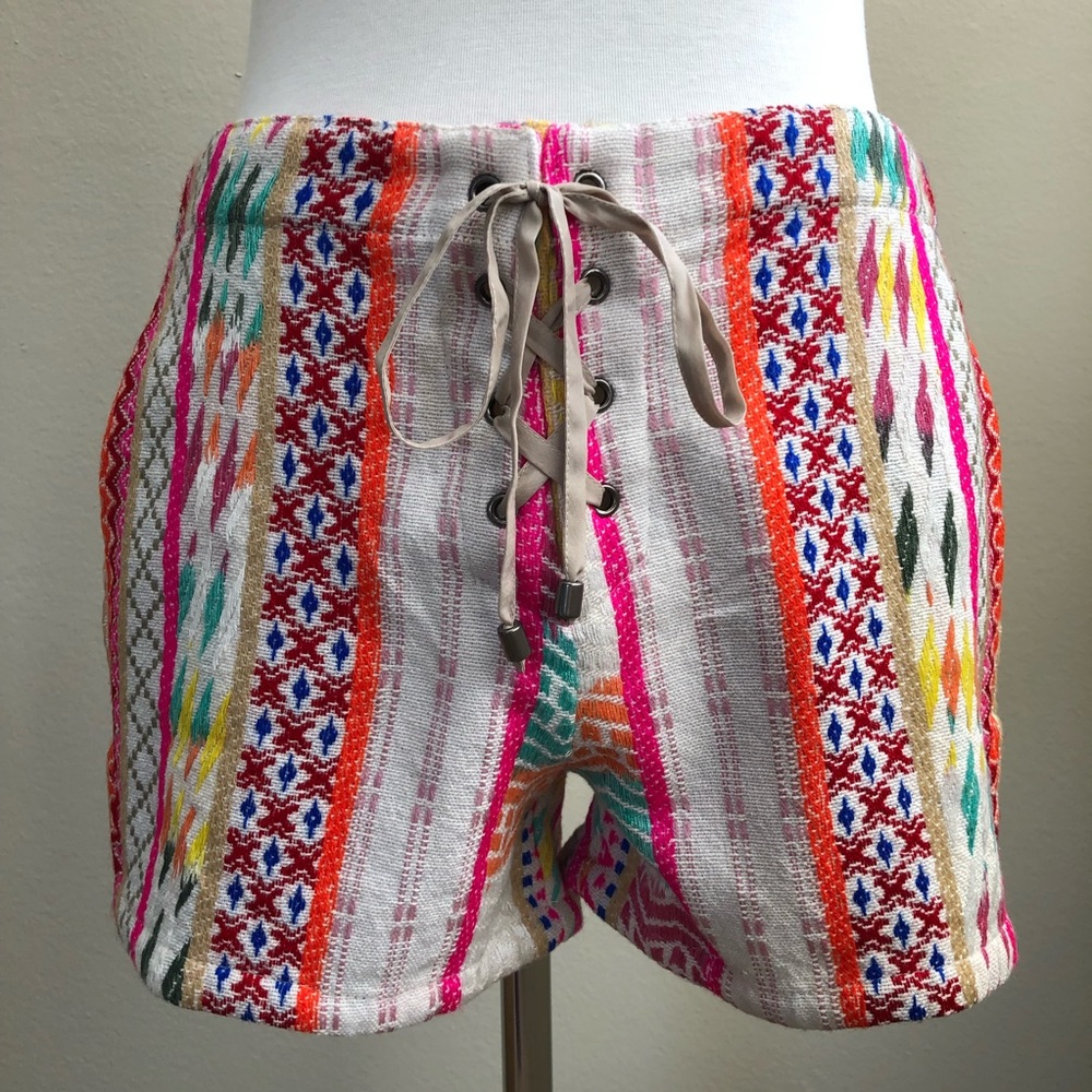 Willow & Clay - high waisted shorts